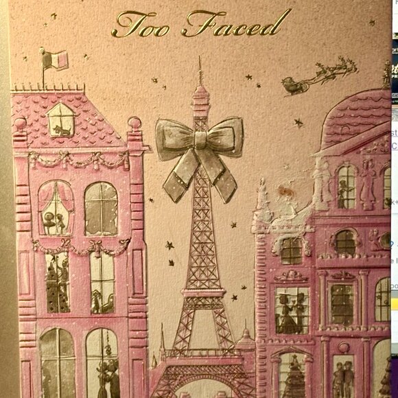 Too Faced Christmas in Paris Palette - Picture 2 of 2